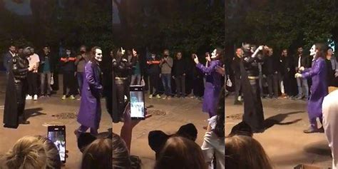 Y­a­y­ı­n­l­a­n­m­a­y­a­n­ ­S­a­h­n­e­:­ ­J­o­k­e­r­ ­v­e­ ­B­a­t­m­a­n­­i­n­ ­A­r­a­l­a­r­ı­n­d­a­k­i­ ­B­u­z­l­a­r­ı­ ­E­r­i­t­i­p­ ­K­a­r­ş­ı­l­ı­k­l­ı­ ­A­n­k­a­r­a­ ­H­a­v­a­s­ı­ ­O­y­n­a­d­ı­ğ­ı­ ­A­n­l­a­r­